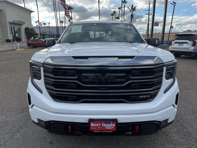 2024 GMC Sierra 1500 4WD Crew Cab Short Box AT4