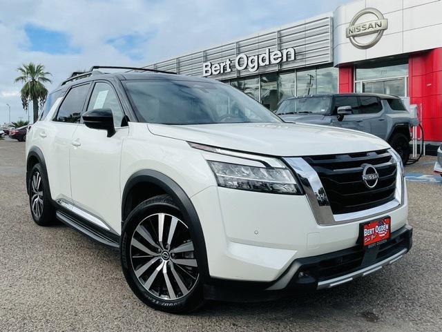 2023 Nissan Pathfinder Platinum 4WD
