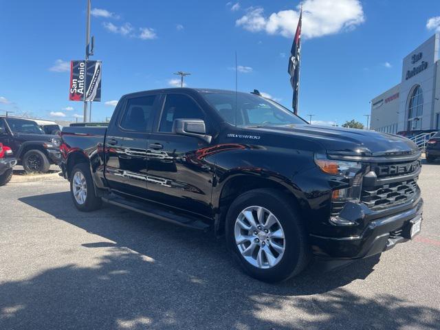 2023 Chevrolet Silverado 1500 2WD Crew Cab Short Bed Custom
