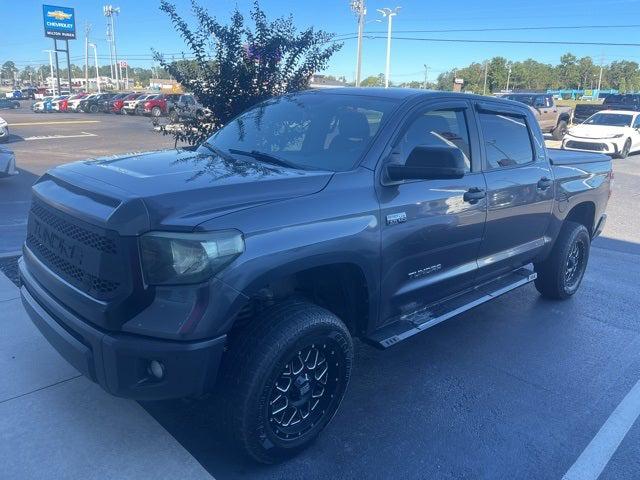 2017 Toyota Tundra SR5 5.7L V8 2017 Toyota Tundra SR5 5.7L V8
