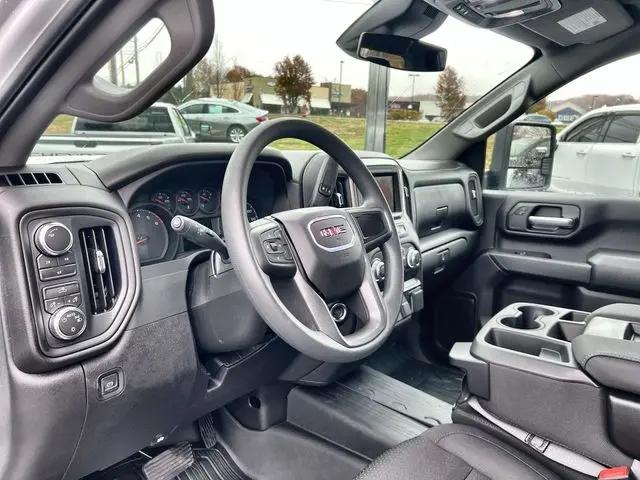 2026 GMC Sierra 2500HD Crew Cab, Standard Bed, Pro, 4WD