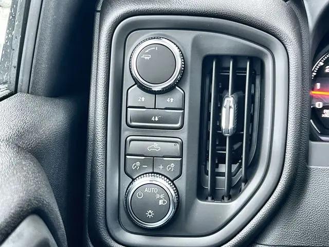 2026 GMC Sierra 2500HD Crew Cab, Standard Bed, Pro, 4WD