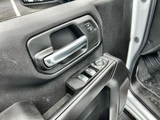 2026 GMC Sierra 2500HD Crew Cab, Standard Bed, Pro, 4WD