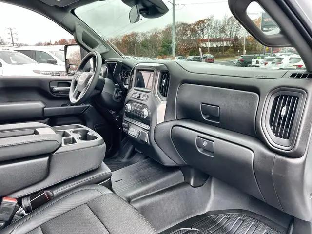 2026 GMC Sierra 2500HD Crew Cab, Standard Bed, Pro, 4WD