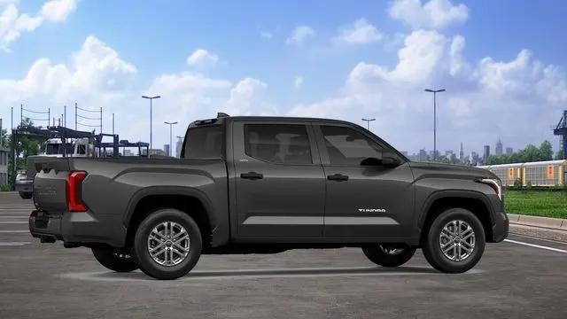2026 Toyota Tundra SR5 CrewMax 5.5' Bed
