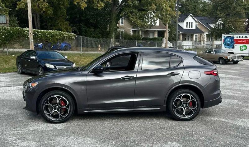2022 Alfa Romeo Stelvio Veloce Ti AWD