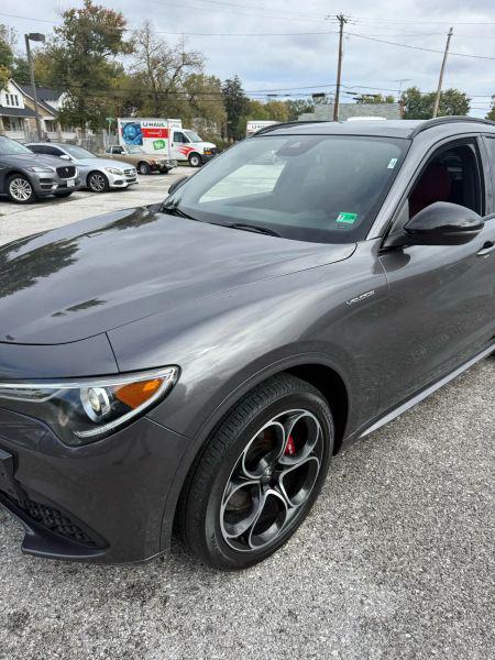 2022 Alfa Romeo Stelvio Veloce Ti AWD