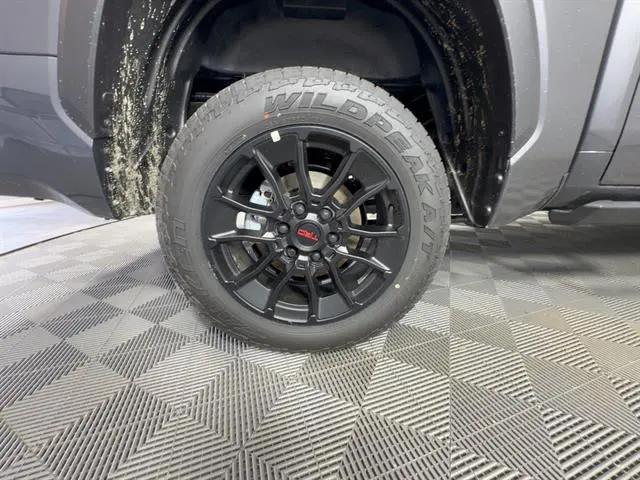 2026 Toyota Tundra SR5 CrewMax 5.5' Bed