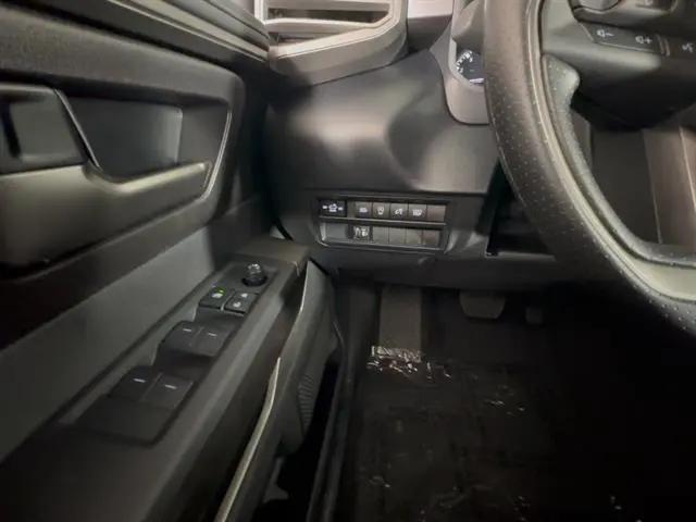 2026 Toyota Tundra SR5 CrewMax 5.5' Bed