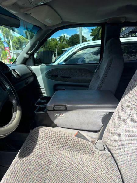 1999 Dodge Ram 2500 Base