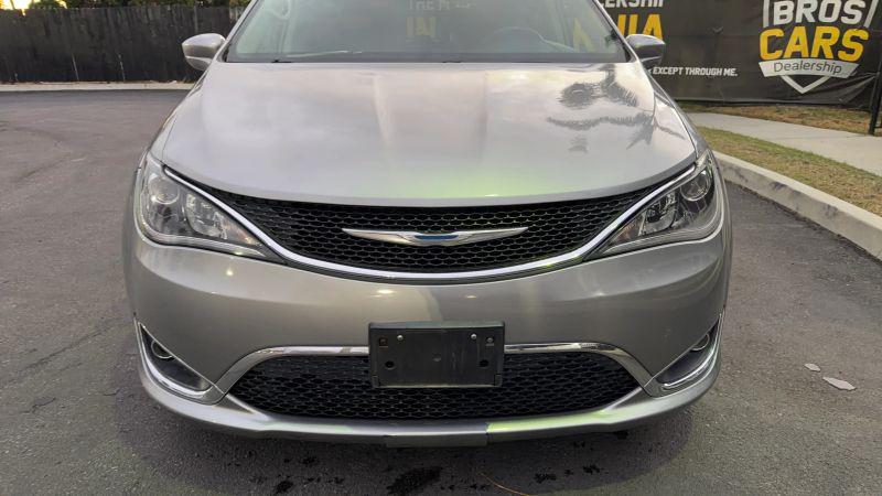 2018 Chrysler Pacifica Touring L