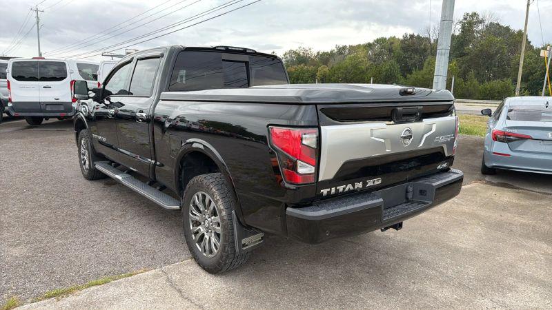 2021 Nissan Titan XD Crew Cab Platinum Reserve 4x4