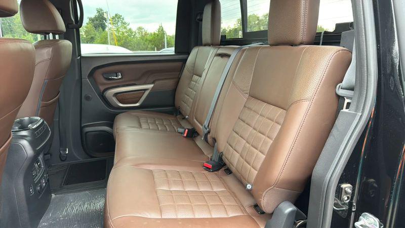 2021 Nissan Titan XD Crew Cab Platinum Reserve 4x4