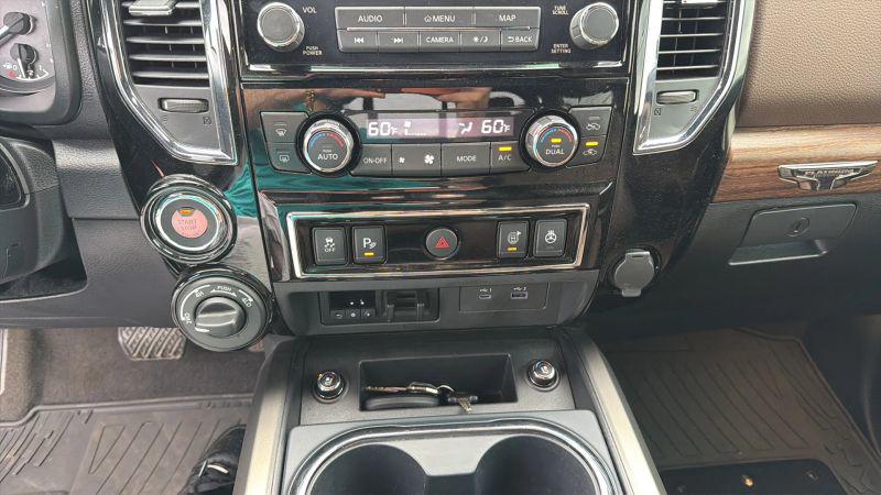 2021 Nissan Titan XD Crew Cab Platinum Reserve 4x4