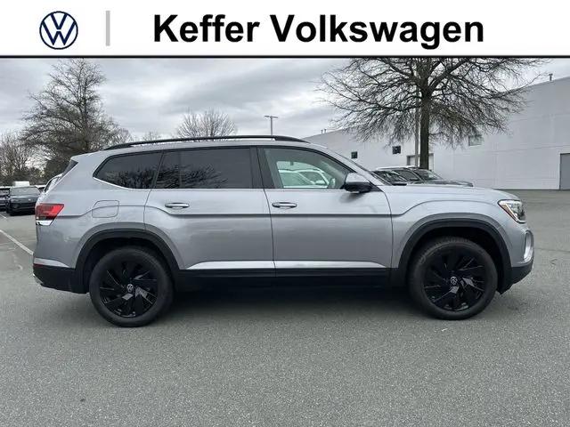 2026 Volkswagen Atlas SE with Technology