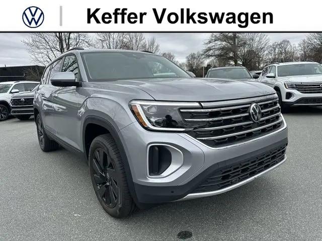 2026 Volkswagen Atlas SE with Technology