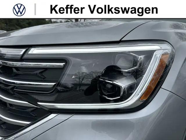 2026 Volkswagen Atlas SE with Technology