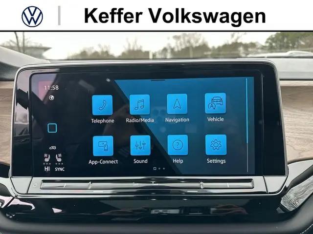 2026 Volkswagen Atlas SE with Technology