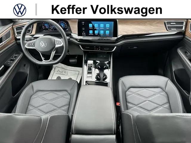 2026 Volkswagen Atlas SE with Technology