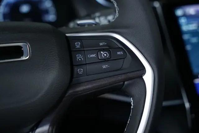 2025 Jeep Grand Cherokee L Limited 4x4