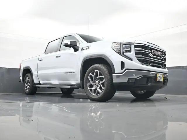 2026 GMC Sierra 1500 Crew Cab, Short Bed, SLT, 4WD