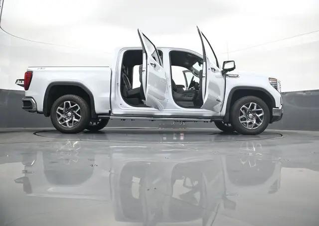 2026 GMC Sierra 1500 Crew Cab, Short Bed, SLT, 4WD