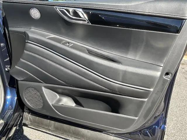 2025 Genesis GV80 2.5T Standard AWD