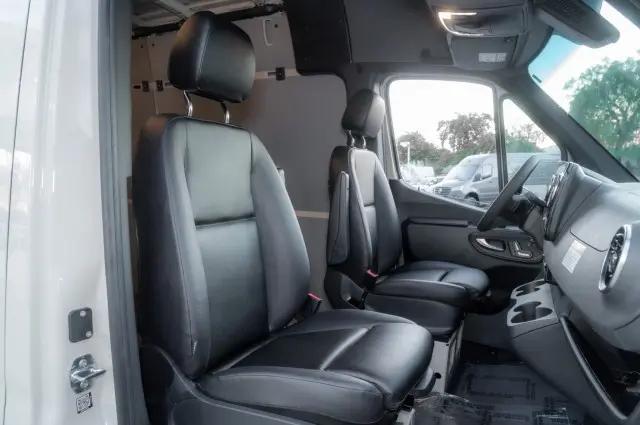 2026 Mercedes-Benz Sprinter 2500 High Roof 4-Cyl Diesel HO