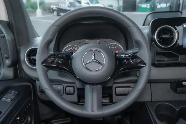 2026 Mercedes-Benz Sprinter 2500 High Roof 4-Cyl Diesel HO