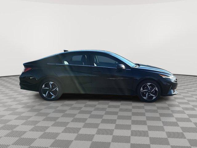 2022 Hyundai Elantra Limited