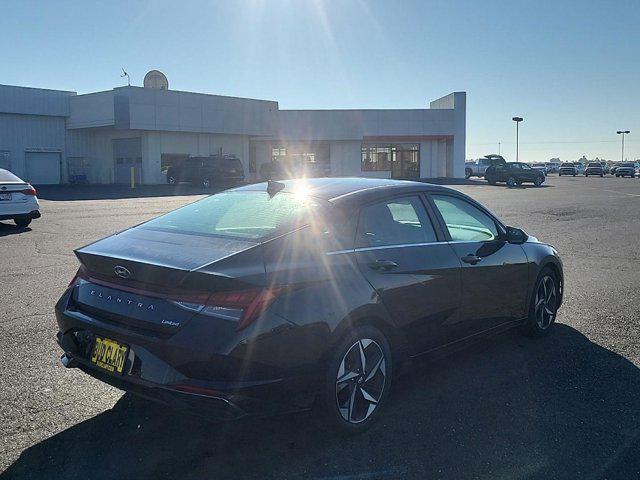 2022 Hyundai Elantra Limited