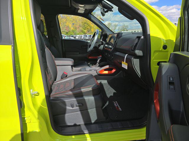 2026 Nissan Frontier Crew Cab Long Bed PRO-4X 4x4