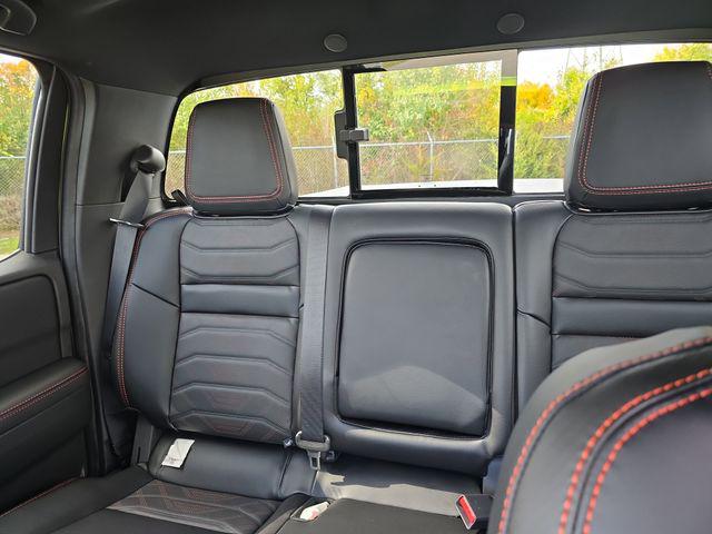 2026 Nissan Frontier Crew Cab Long Bed PRO-4X 4x4