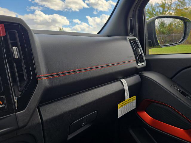 2026 Nissan Frontier Crew Cab Long Bed PRO-4X 4x4