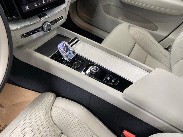 2026 Volvo XC60 Plug-In Hybrid T8 Ultra