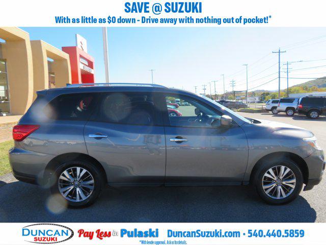 2019 Nissan Pathfinder SV