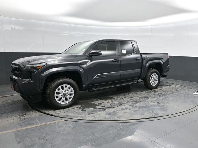 2025 Toyota Tacoma SR5's photo