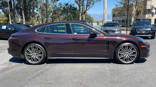 2022 Porsche Panamera Platinum Edition
