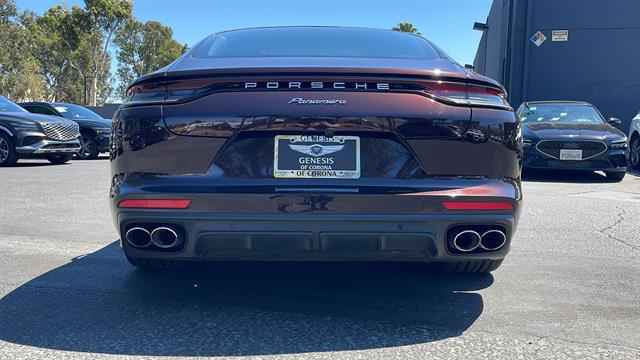2022 Porsche Panamera Platinum Edition