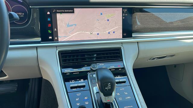 2022 Porsche Panamera Platinum Edition