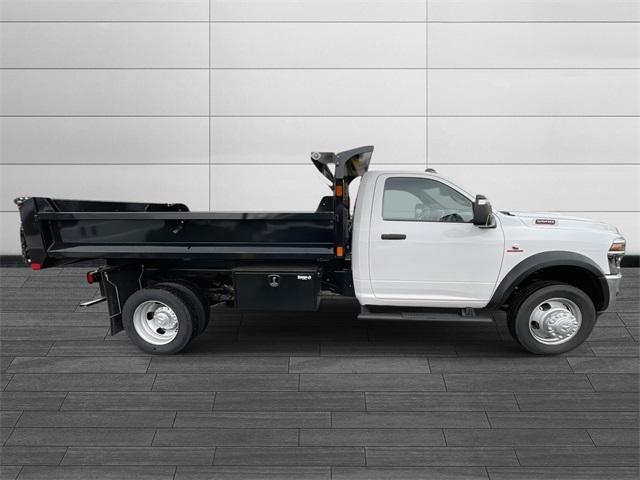 2025 RAM Ram 5500 Chassis Cab RAM 5500 TRADESMAN CHASSIS REGULAR CAB 4X4 84 CA 2025 RAM Ram 5500 Chassis Cab RAM 5500 TRADESMAN CHASSIS REGULAR CAB 4X4 84 CA