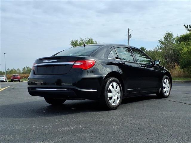 2012 Chrysler 200 LX 2012 Chrysler 200 LX