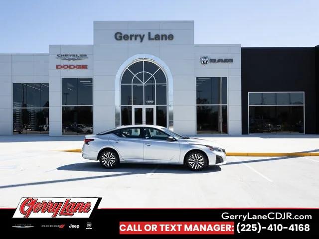 2024 Nissan Altima SV FWD