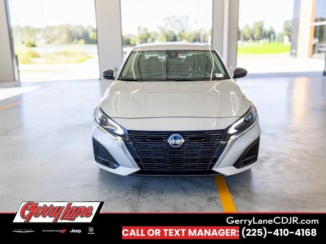 2024 Nissan Altima SV FWD