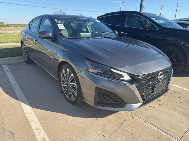 2023 Nissan Altima SL FWD