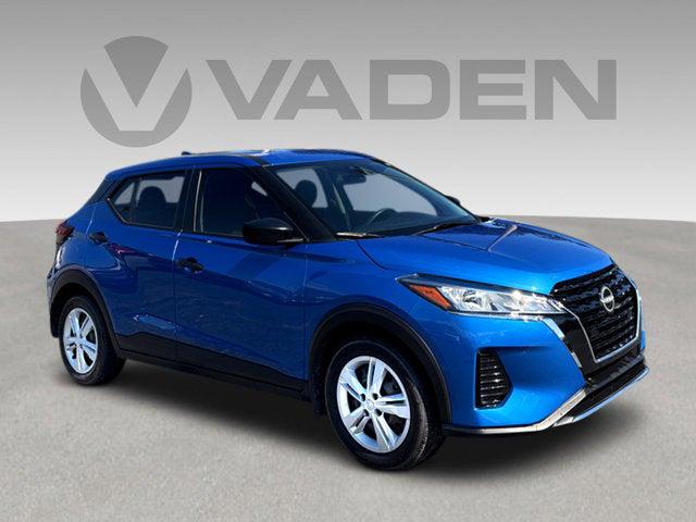 2023 Nissan Kicks S Xtronic CVT