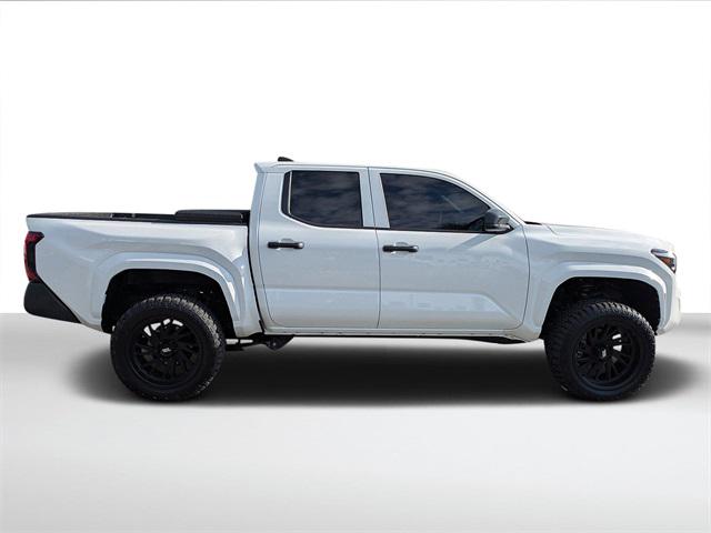 2024 Toyota Tacoma SR 2024 Toyota Tacoma SR