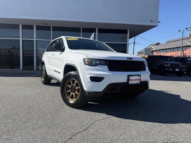 2018 Jeep Grand Cherokee Upland 4x4 2018 Jeep Grand Cherokee Upland 4x4