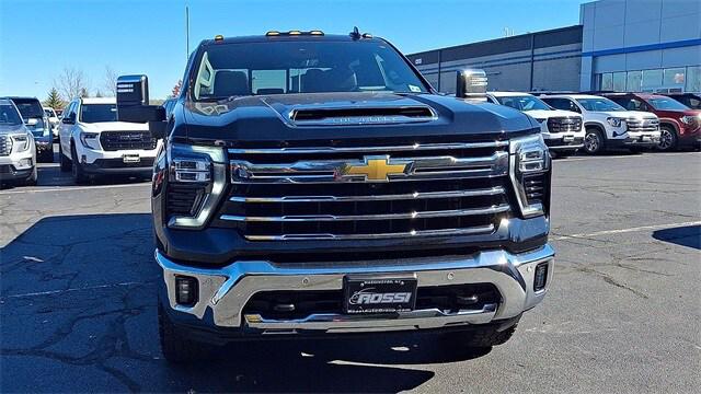 2024 Chevrolet Silverado 2500HD 4WD Crew Cab Standard Bed LTZ