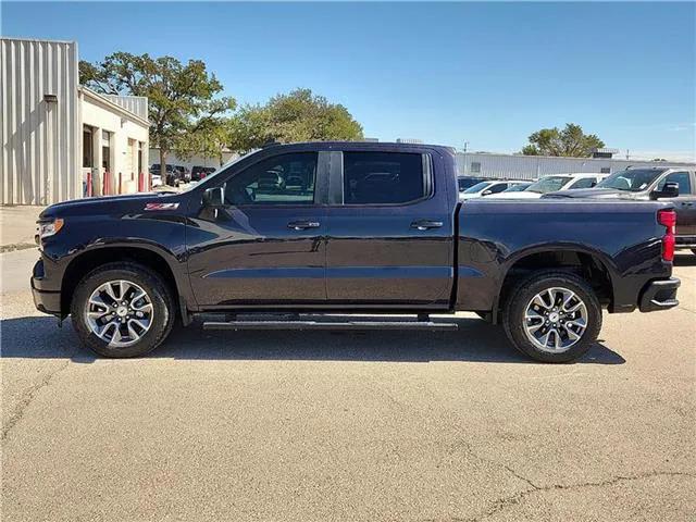 2023 Chevrolet Silverado 1500 4WD Crew Cab Short Bed RST